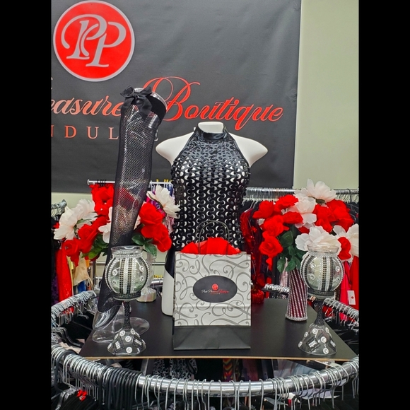 Fire Black PU Leather Halter Bodysuit - Picture 7 of 7